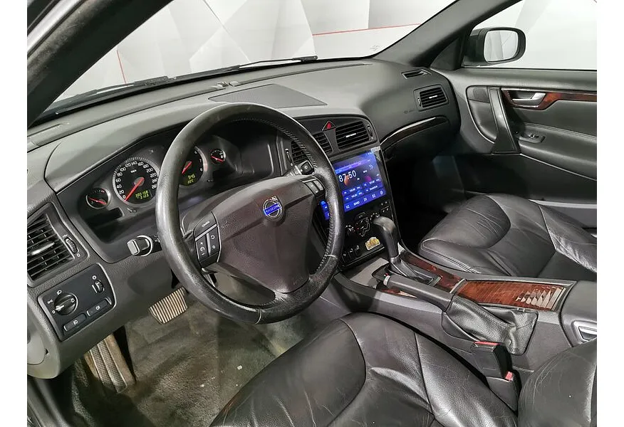 Volvo S60 2.4 AT (140 л.с.) Черный в АВИЛОН. Слайд №13