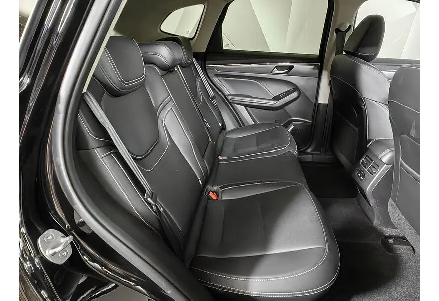 АВИЛОН - Haval Jolion 1.5 DCT 4WD (150 л.с.) Premium Черный - slide 11
