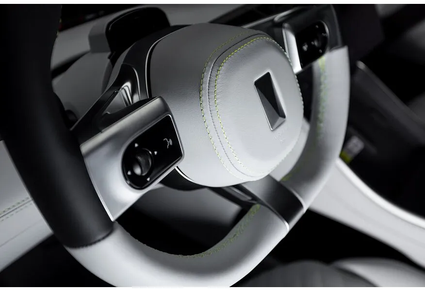 Avatr 11 116 kWh 4WD (578 л.с.) 5 мест Черный в АВИЛОН. Слайд №8