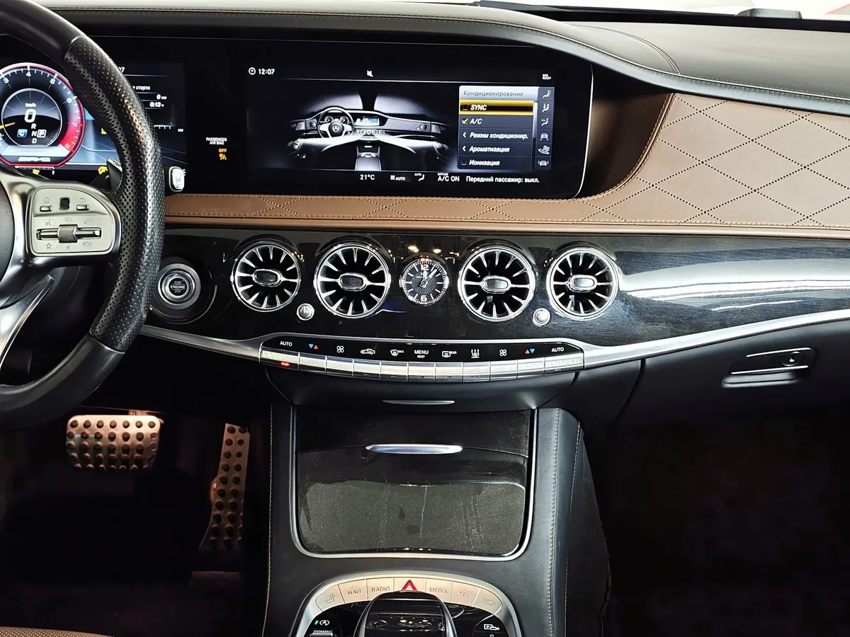 Mercedes-Benz S-Класс S 63 AMG 4Matic Speedshift Plus 7G-Tronic длинная база (585 л.с.) Черный в АВИЛОН. Слайд №15
