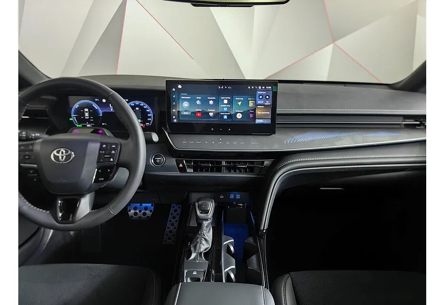 Toyota Camry 2.0h CVT (197 л.с.) Sport Plus Черный в АВИЛОН. Слайд №15