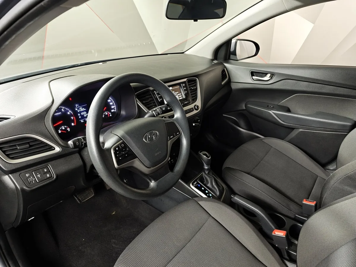 Hyundai Solaris 1.4 AT (100 л.с.) Active Plus Серый в АВИЛОН. Слайд №19