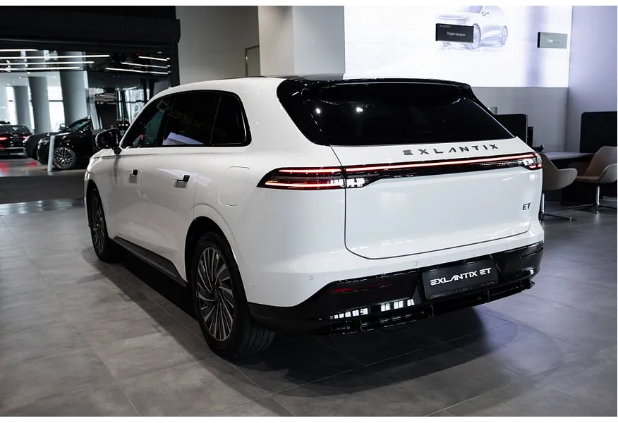 АВИЛОН - EXEED Exlantix ET 1.5 AT 4WD (469 л.с.) - slide 5