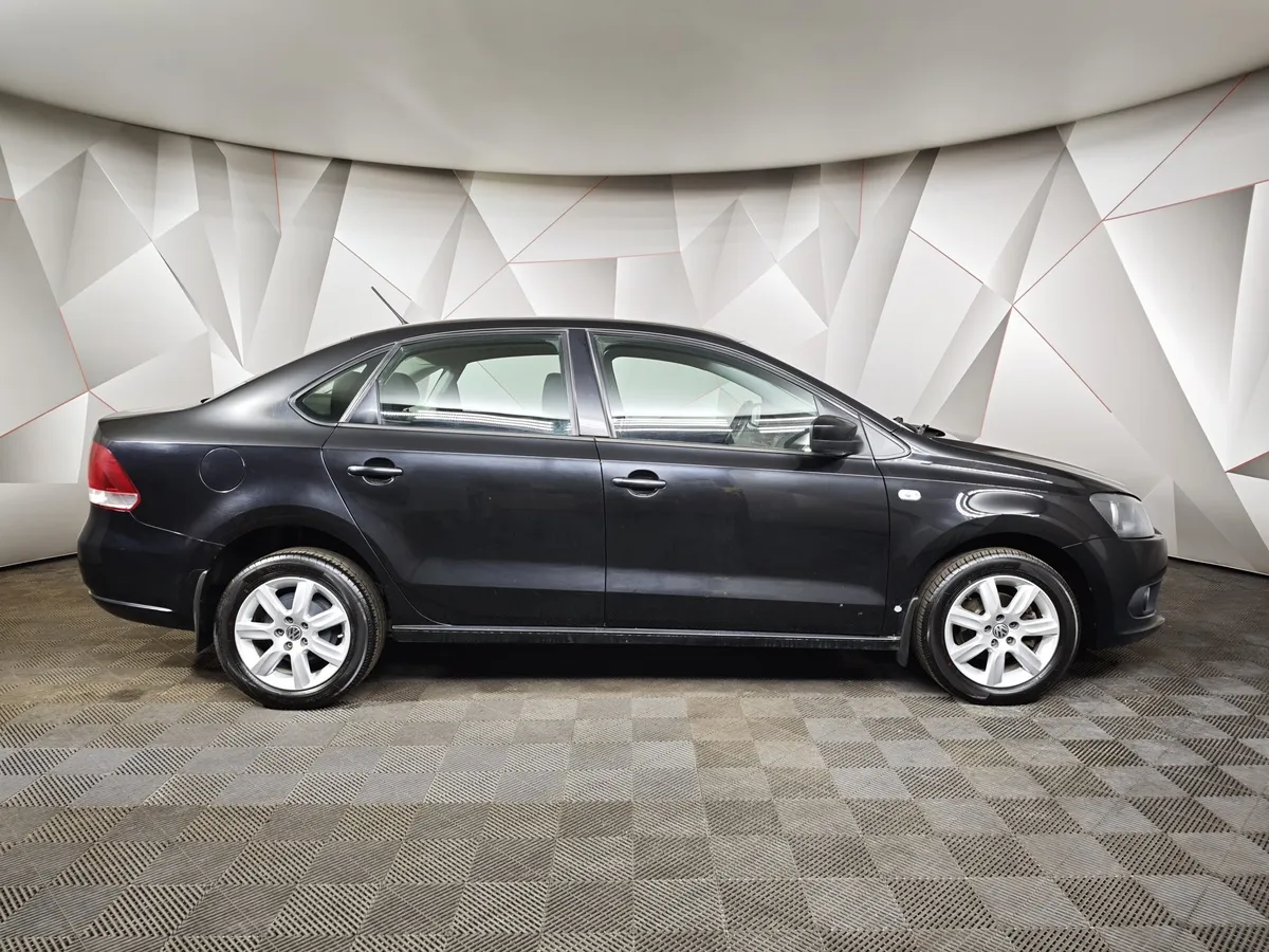 Volkswagen Polo 1.6 Tiptronic (105 л.с.) Comfortline Черный в АВИЛОН. Слайд №6