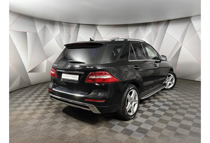 Mercedes-Benz M-Класс ML 400 7G-Tronic Plus 4Matic (333 л.с.) Черный в АВИЛОН. Слайд №2