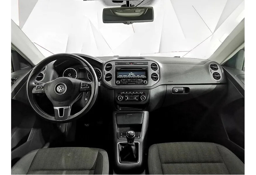 Volkswagen Tiguan 1.4 TSI BlueMotion MT (122 л.с.) Allstar Белый в АВИЛОН. Слайд №14