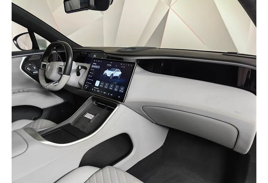 Avatr 11 Ultra-long Range Dual Motor AT 4WD (578 л.с.)  Luxury Edition  Белый в АВИЛОН. Слайд №13