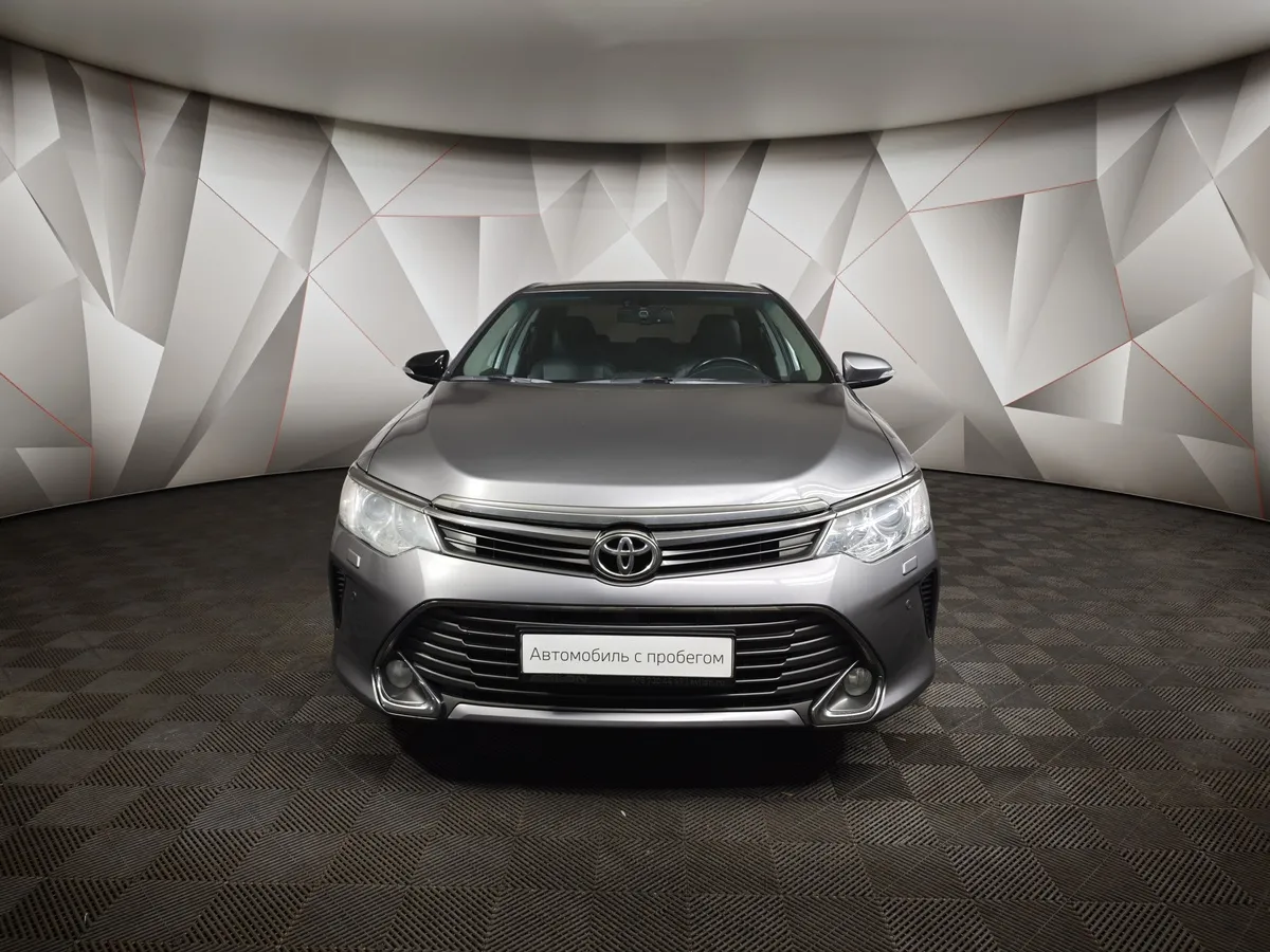 Toyota Camry 2.5 AT (181 л.с.) Серый в АВИЛОН. Слайд №7