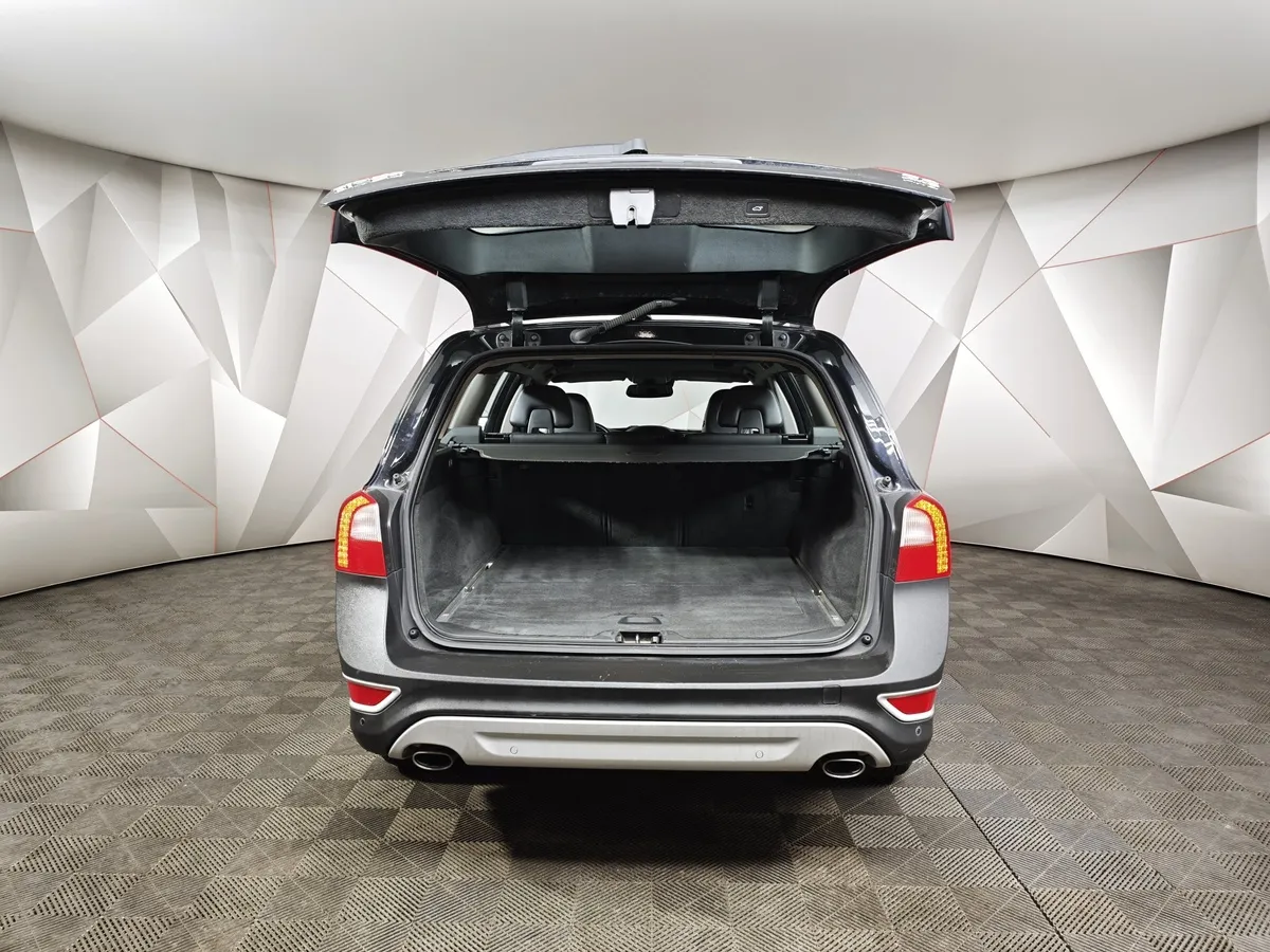 Volvo XC70 2.4 D4 Geartronic AWD (163 л.с.) Черный в АВИЛОН. Слайд №11