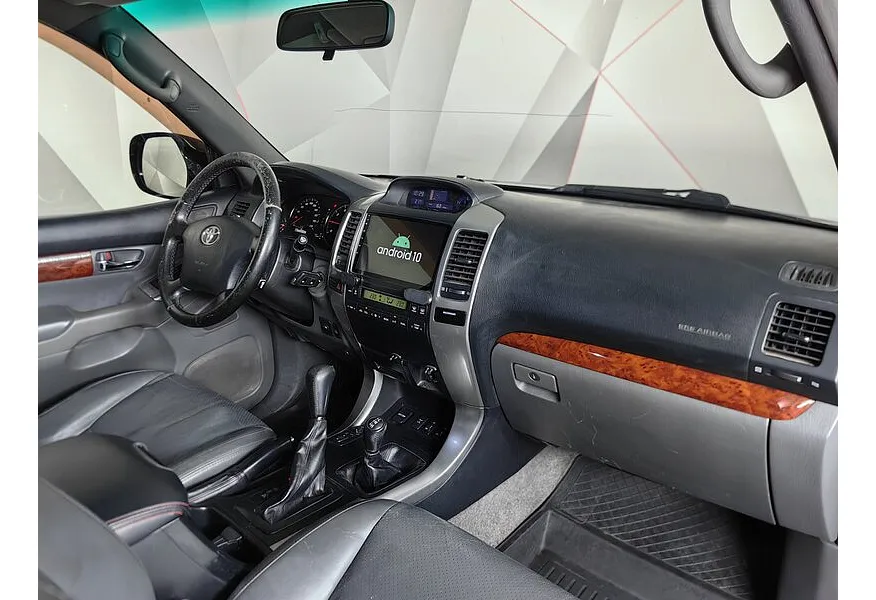 Toyota Land Cruiser Prado 4.0 AT (249 л.с.) Черный в АВИЛОН. Слайд №12