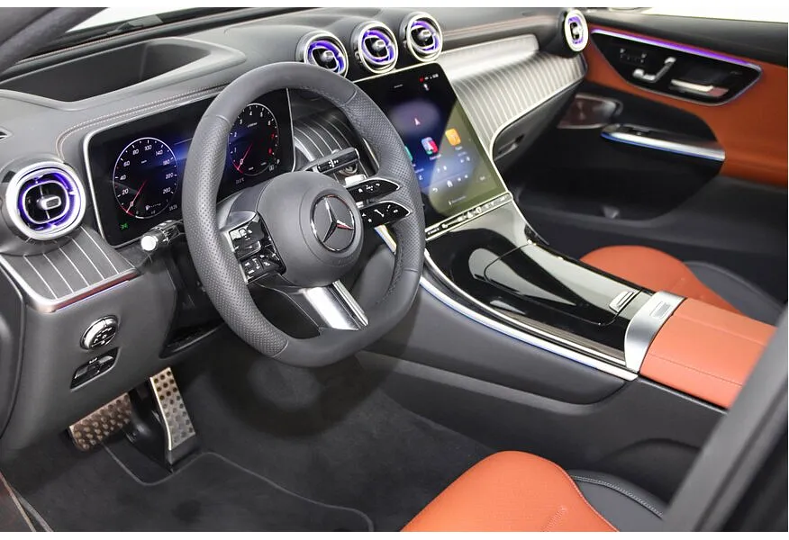 Mercedes-Benz GLC 300 4MATIC 9G-TRONIC (258 л.с.) Черный в АВИЛОН. Слайд №5