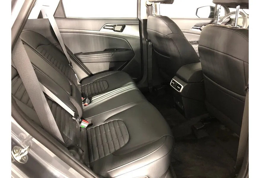 Kia Sportage 2.0 MPI AT AWD (150 л.с.) Prestige Белый в АВИЛОН. Слайд №10