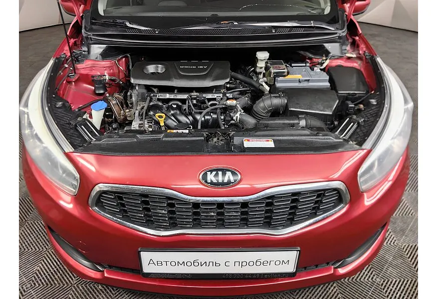 Kia Ceed 1.6 AT (130 л.с.) Comfort Красный в АВИЛОН. Слайд №10