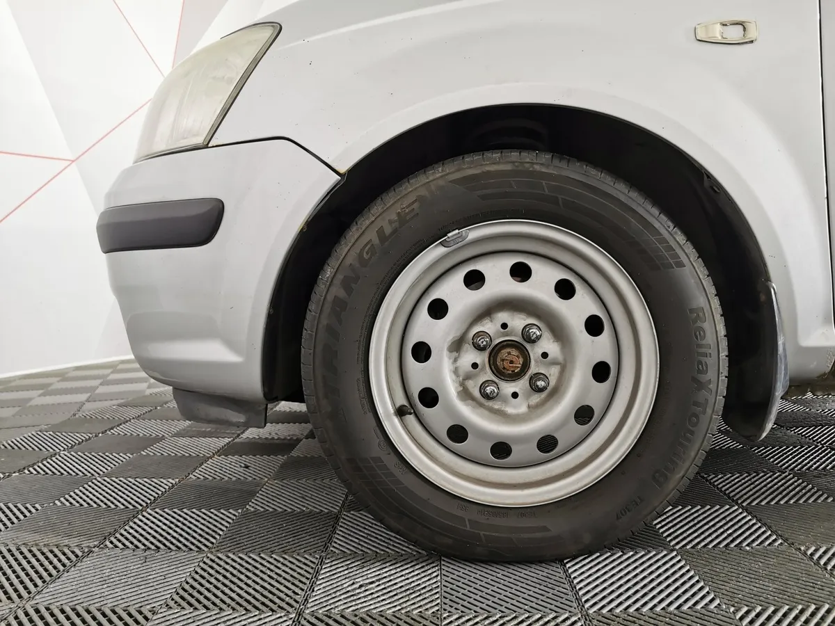Hyundai Getz 1.3 AT (85 л.с.) Серебристый в АВИЛОН. Слайд №9