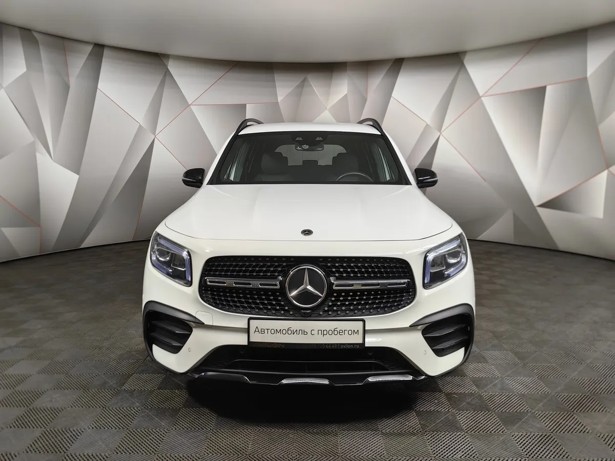 Mercedes-Benz GLB 200 8G-DCT 4MATIC (150 л.с.) Sport Белый в АВИЛОН. Слайд №7