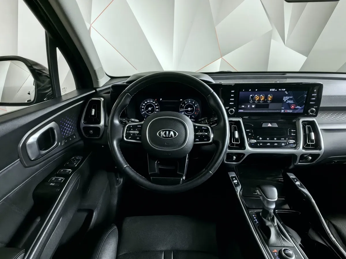 Kia Sorento 3.5 MPI 4WD AT (249 л.с.) Premium Черный в АВИЛОН. Слайд №20