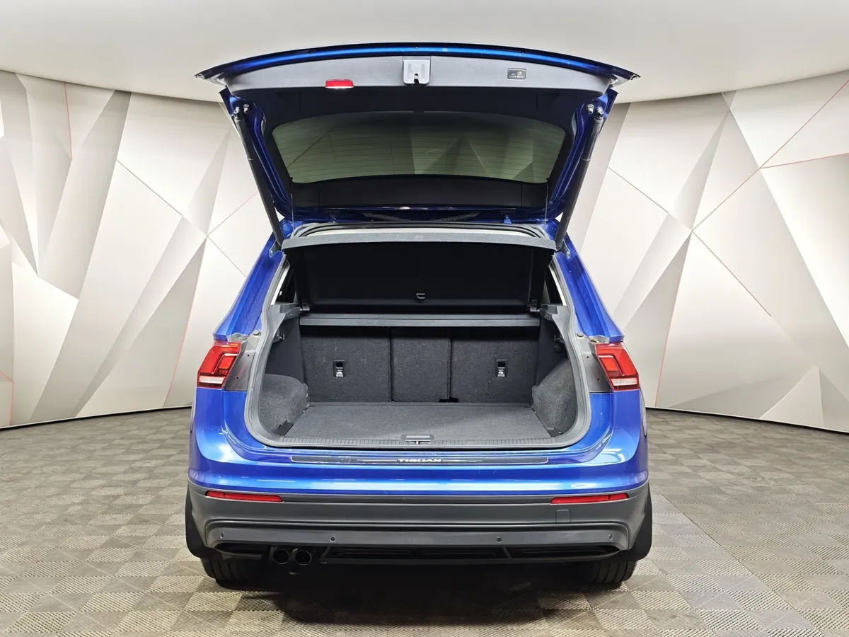 Volkswagen Tiguan 1.4 TSI BlueMotion DSG (150 л.с.) Connect Синий в АВИЛОН. Слайд №11