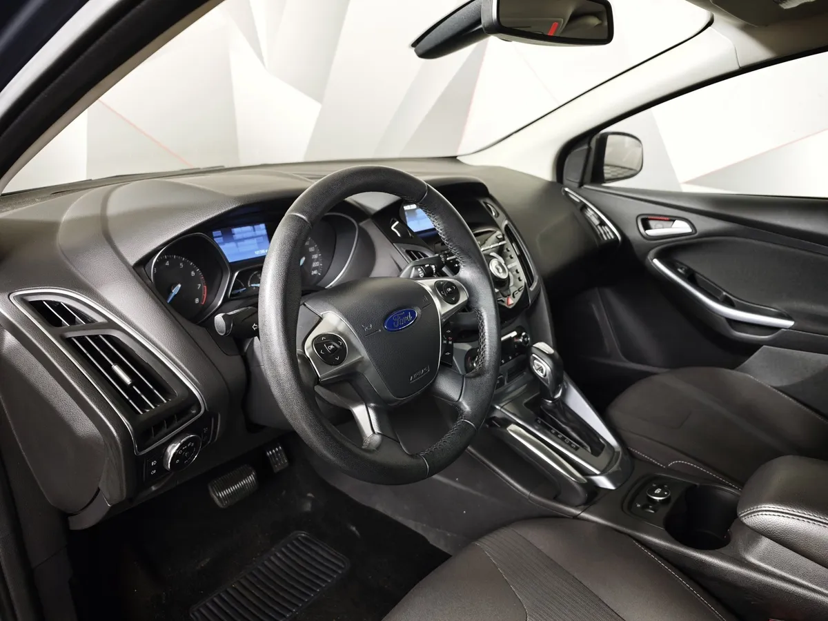 Ford Focus 2.0 PowerShift (150 л.с.) Titanium Коричневый в АВИЛОН. Слайд №18