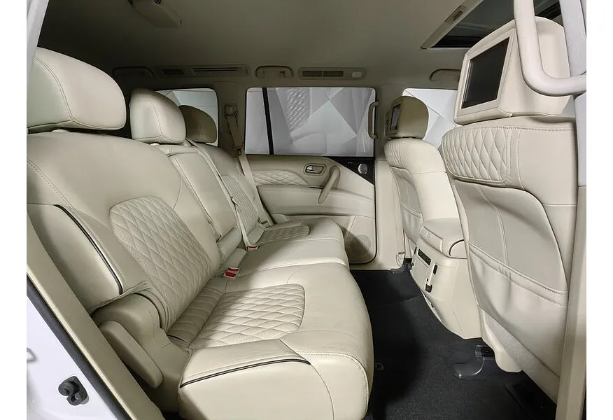 Infiniti QX80 5.6 АТ AWD (405 л.с.) Белый в АВИЛОН. Слайд №16