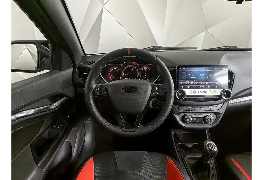 LIVE. Слайд №15