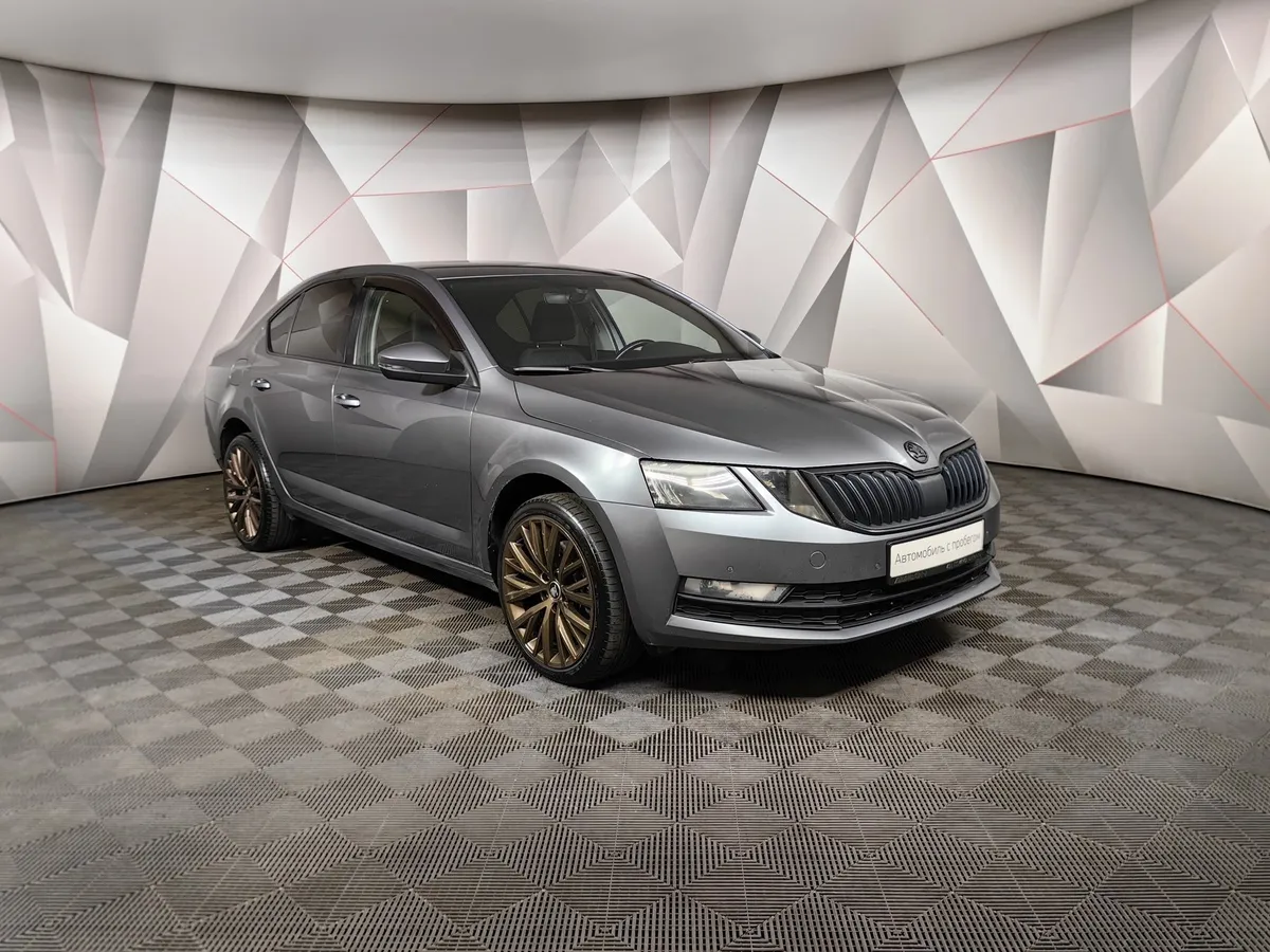 Skoda Octavia 1.8 TSI DSG (180 л.с.) Серый в АВИЛОН. Слайд №3