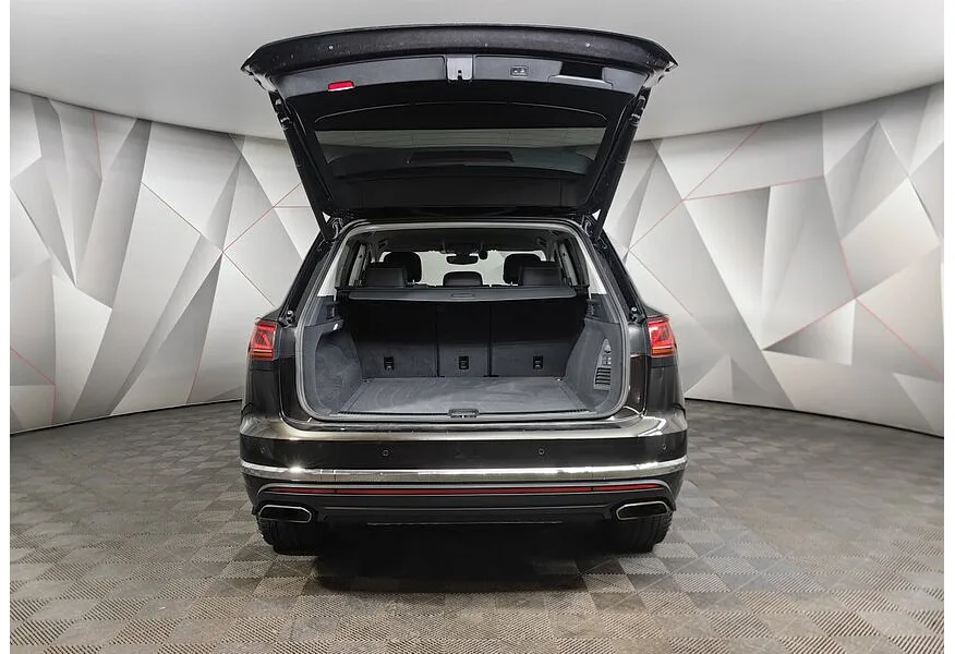 LIVE. Слайд №18