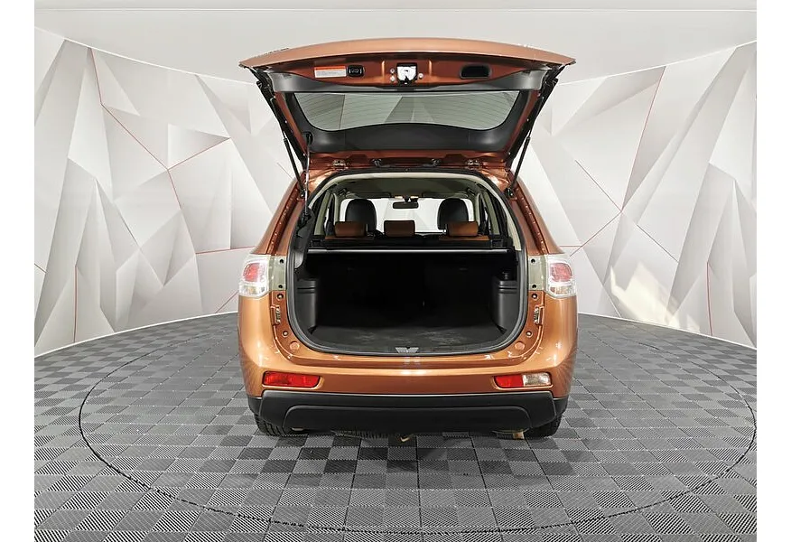 LIVE. Слайд №19