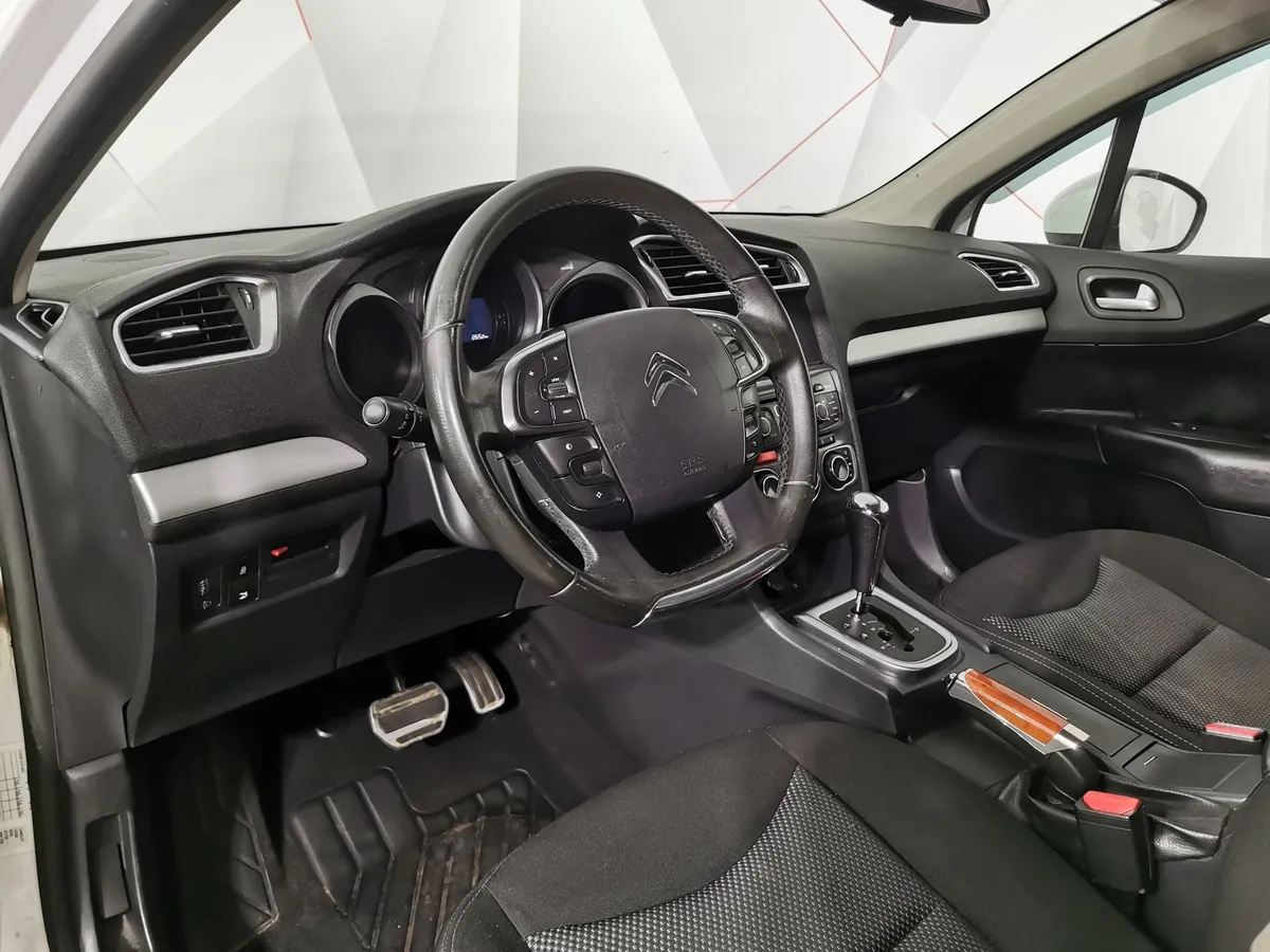 Citroen C4 1.6 THP AT (150 л.с.) Белый в АВИЛОН. Слайд №18