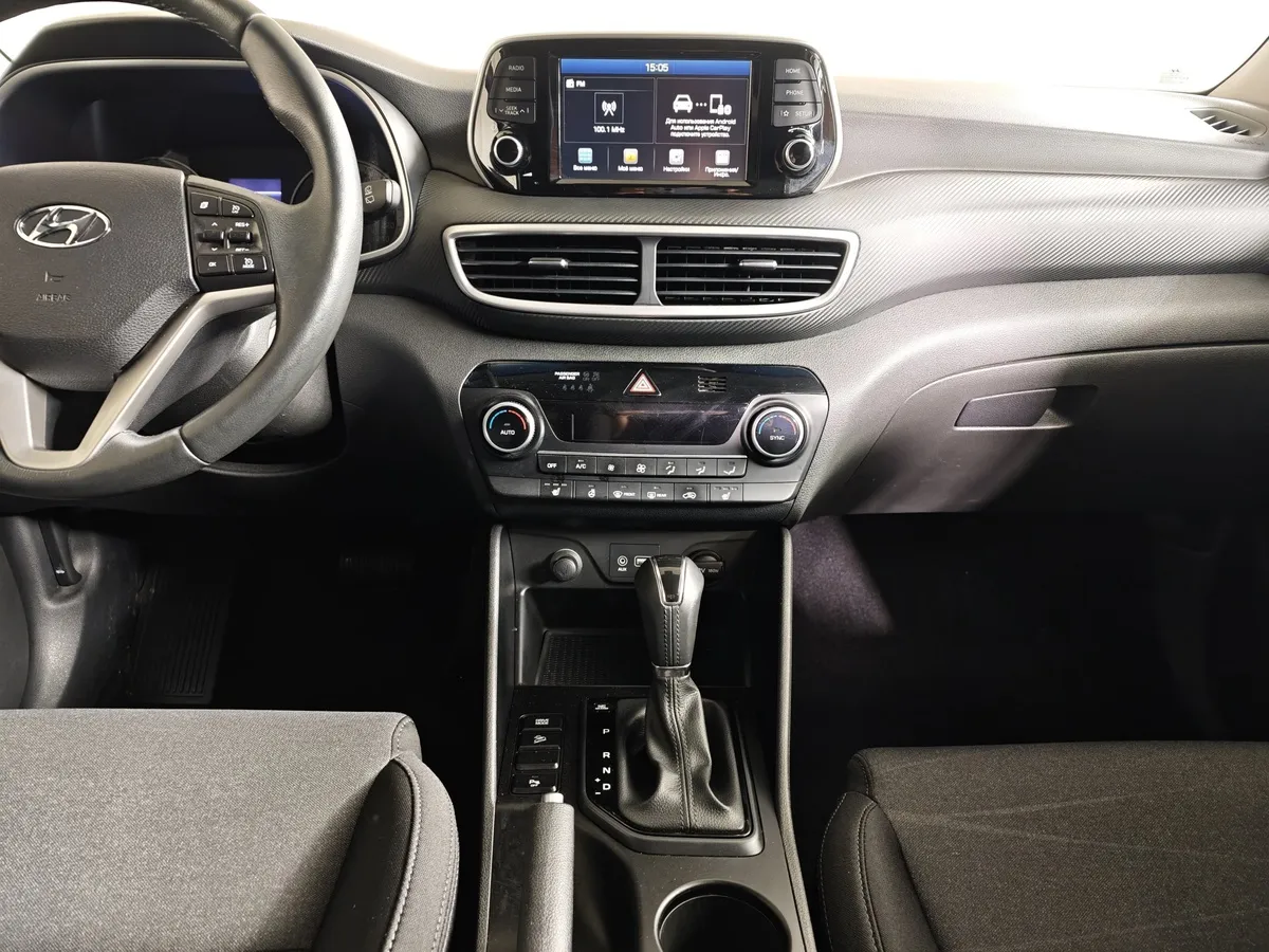Hyundai Tucson 2.0 (150 л.с.) MPI-6AT-2WD Family Черный в АВИЛОН. Слайд №15