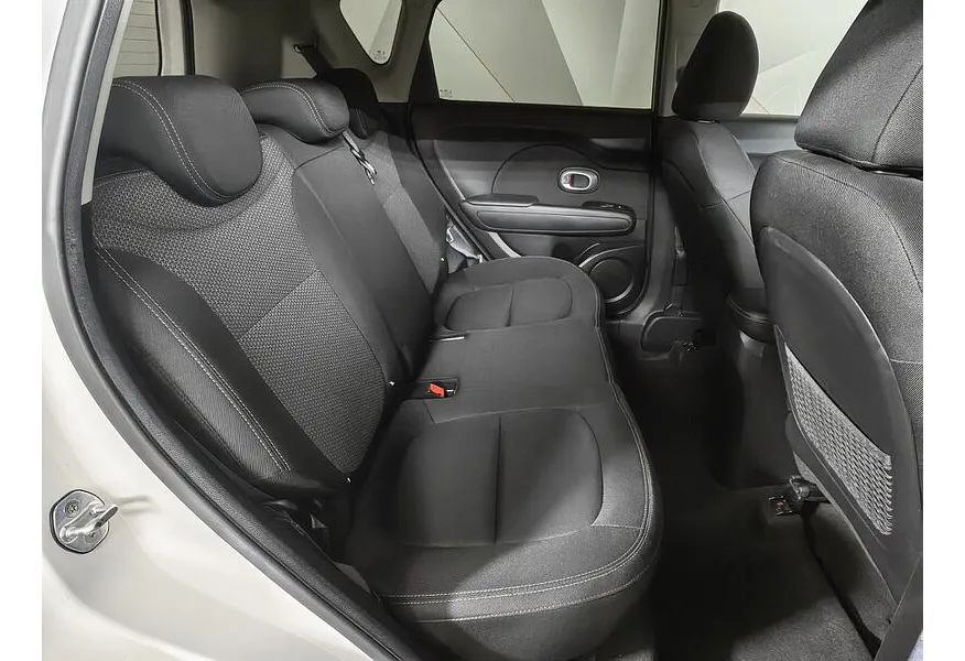 Kia Soul 2.0 MPI AT (150 л.с.) Classic Белый в АВИЛОН. Слайд №16 Kia Soul 2.0 MPI AT (150 л.с.) Classic Белый в АВИЛОН. Слайд №16