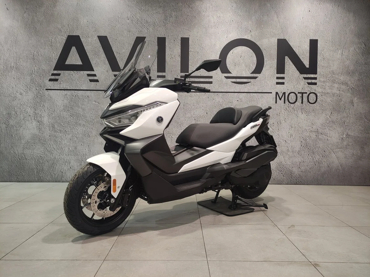 АВИЛОН - VOGE SR4 Max 350 см³ (28 л.с.) (28) 350 Белый - slide 10108476