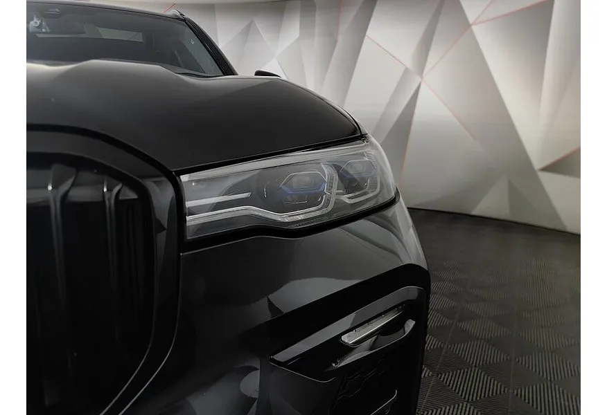 BMW X7 xDrive30d Steptronic (249 л.с.) M Sport Pro Черный в АВИЛОН. Слайд №15