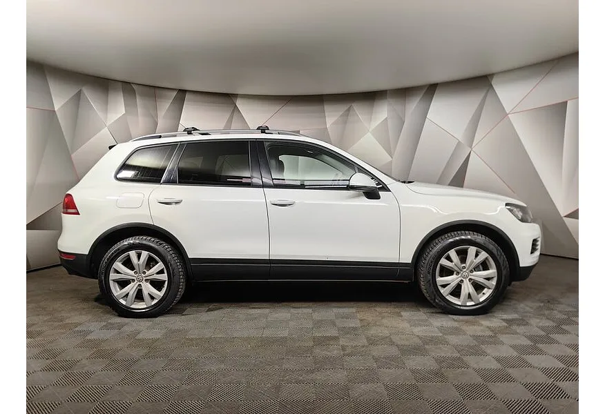 Volkswagen Touareg 3.0 TDI Tiptronic 4Motion (204 л.с.) Белый в АВИЛОН. Слайд №6