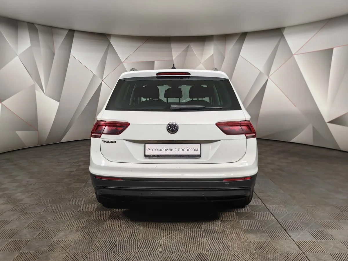 Volkswagen Tiguan 1.4 TSI BlueMotion DSG (150 л.с.) Comfortline Белый в АВИЛОН. Слайд №8