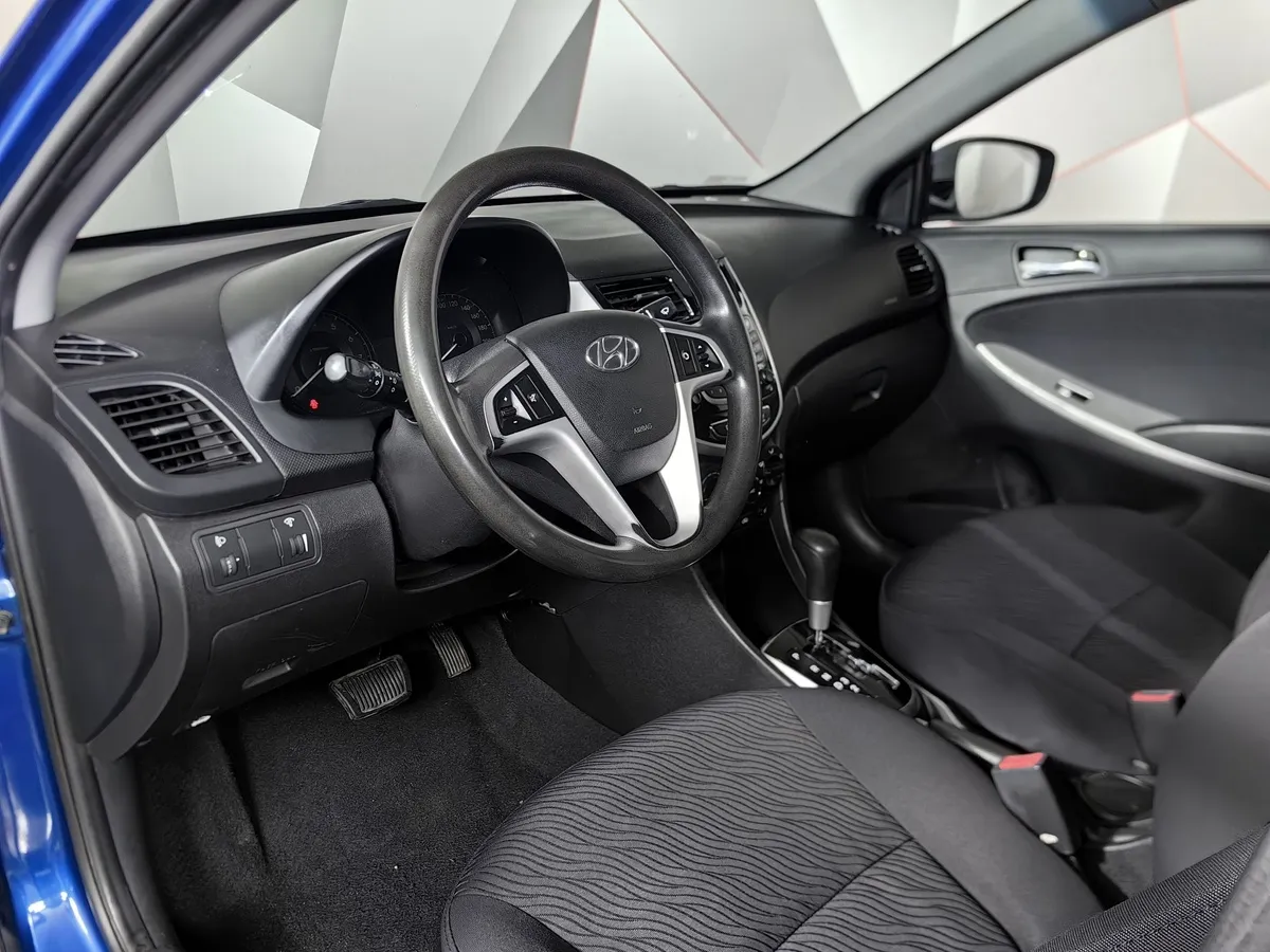 Hyundai Solaris 1.6 AT (123 л.с.) Comfort Синий в АВИЛОН. Слайд №16