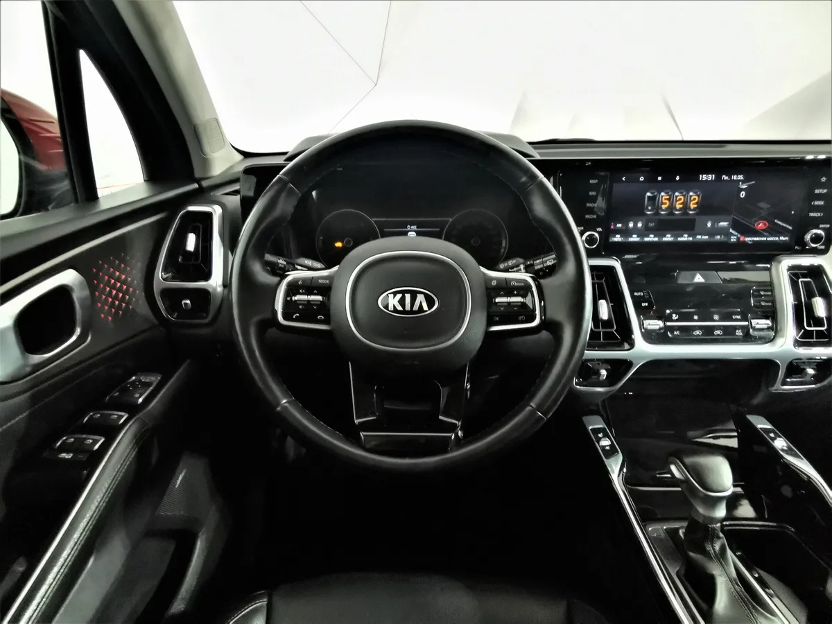Kia Sorento 2.2 CRDi 4WD DCT (199 л.с.) Luxe Красный в АВИЛОН. Слайд №19