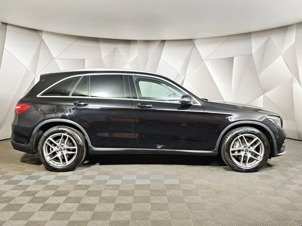 Mercedes-Benz GLC 250 d 9G-TRONIC 4MATIC (204 л.с.) Sport Черный в АВИЛОН. Слайд №6