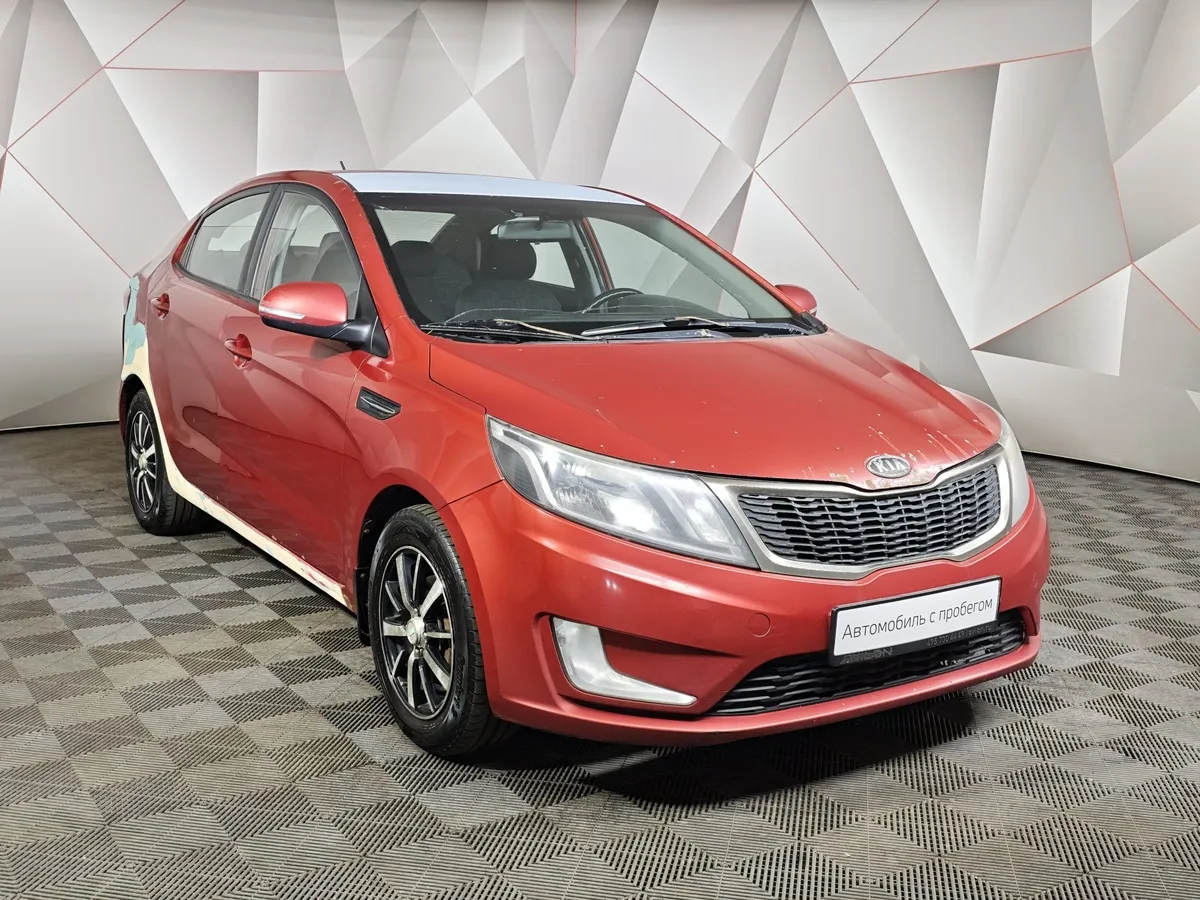 Kia Rio 1.6 MT (123 л.с.) Красный в АВИЛОН. Слайд №3