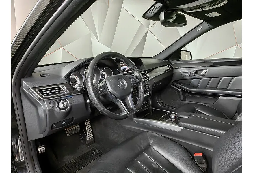 Mercedes-Benz E-Класс E 300 7G-Tronic Plus 4Matic (249 л.с.) Черный в АВИЛОН. Слайд №13