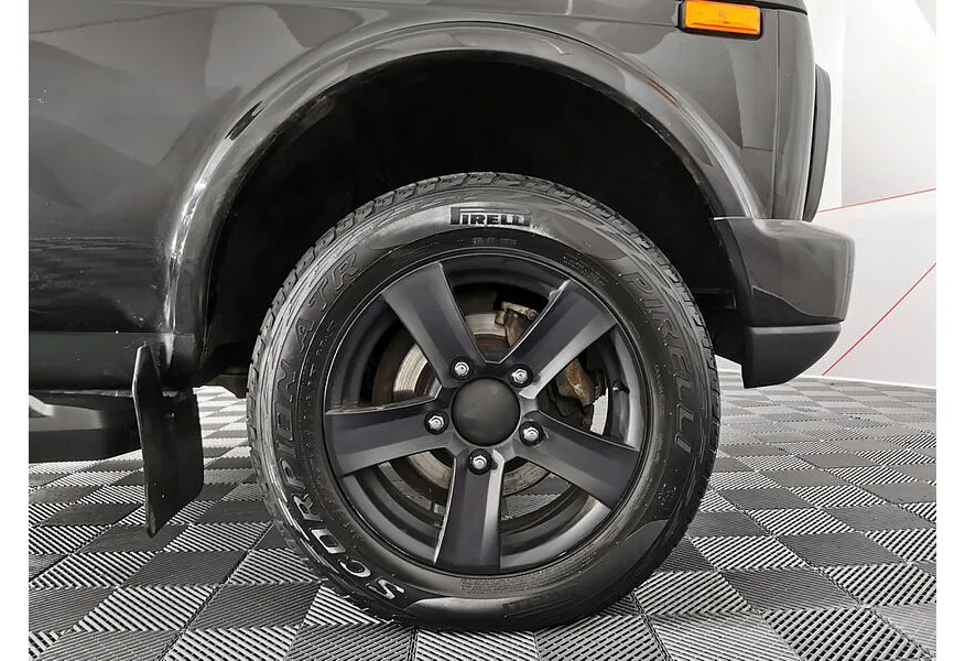 ВАЗ (Lada) 4x4 1.7 MT 8 кл. (Евро-4) (83 л.с.) Черный в АВИЛОН. Слайд №13