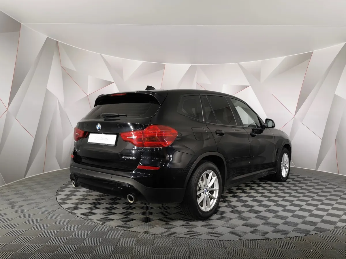 BMW X3 xDrive20i AT (184 л.с.) Base Локальная сборка Черный в АВИЛОН. Слайд №2