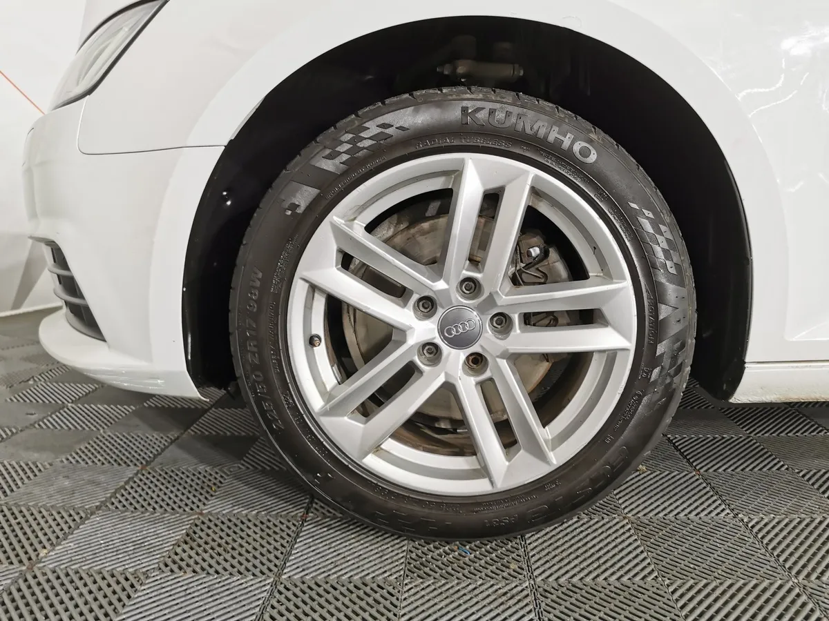 Audi A4 1.4 TFSI S tronic (150 л.с.) Sport Белый в АВИЛОН. Слайд №9