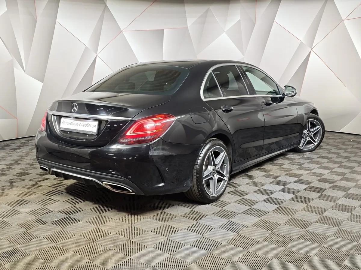 Mercedes-Benz C-Класс C 200 9G-TRONIC 4MATIC (190 л.с.) Sport Черный в АВИЛОН. Слайд №2