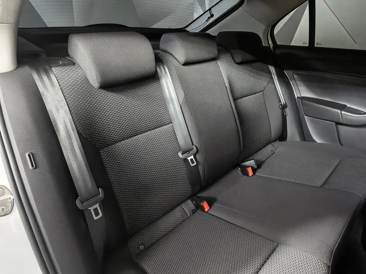 Volkswagen Polo 1.6 MPI AT (110 л.с.) Respect Белый в АВИЛОН. Слайд №16