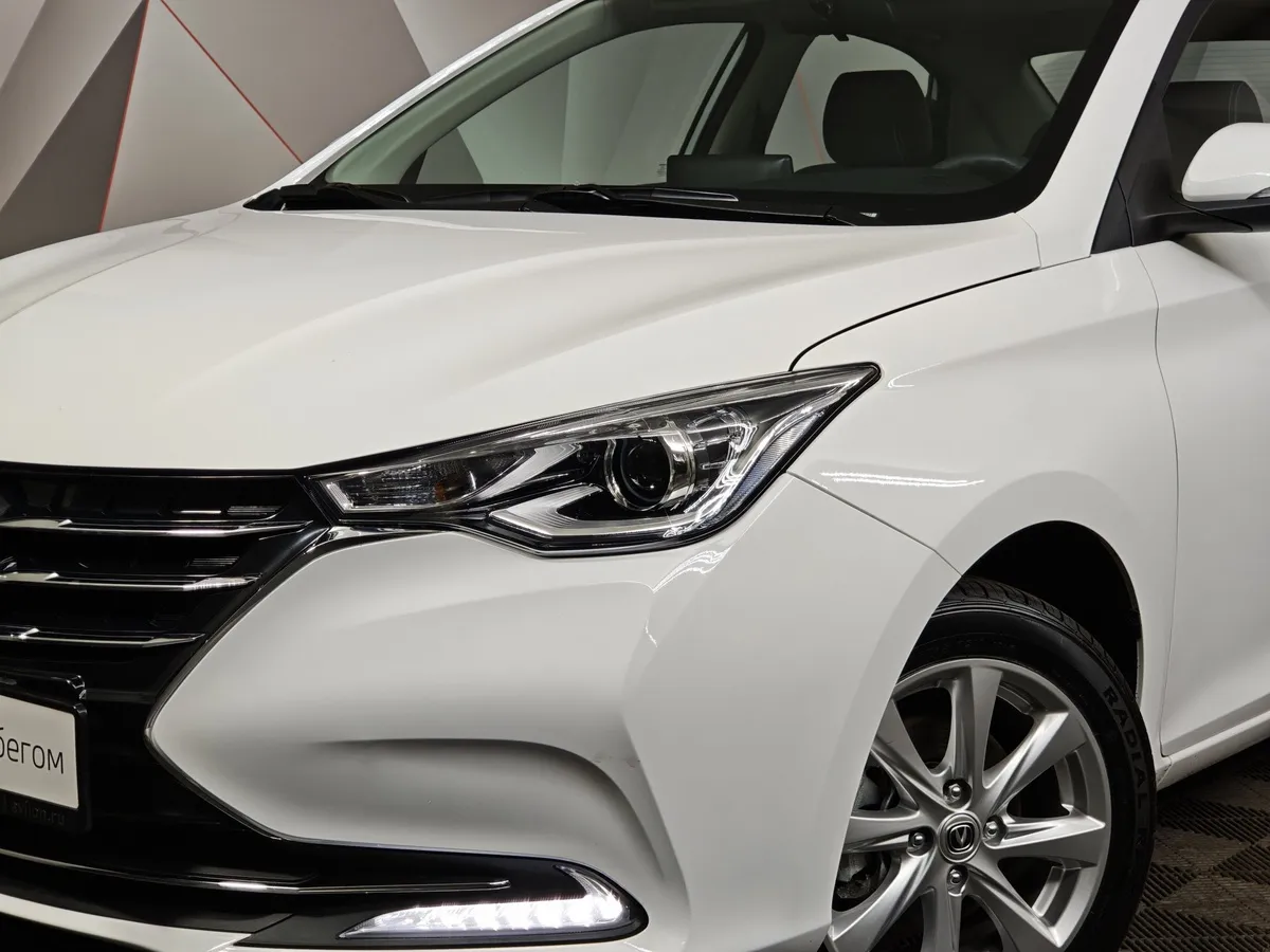Changan Alsvin 1.5 DSG 2WD (107 л.с.) Tech Белый в АВИЛОН. Слайд №10
