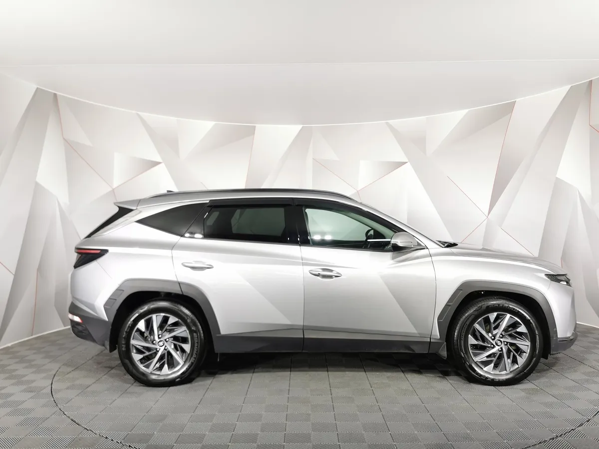 Hyundai Tucson G2.5 GDi Smartstream 8AT 4WD (190 л.с.) Prestige + Smart Sense Серый в АВИЛОН. Слайд №6