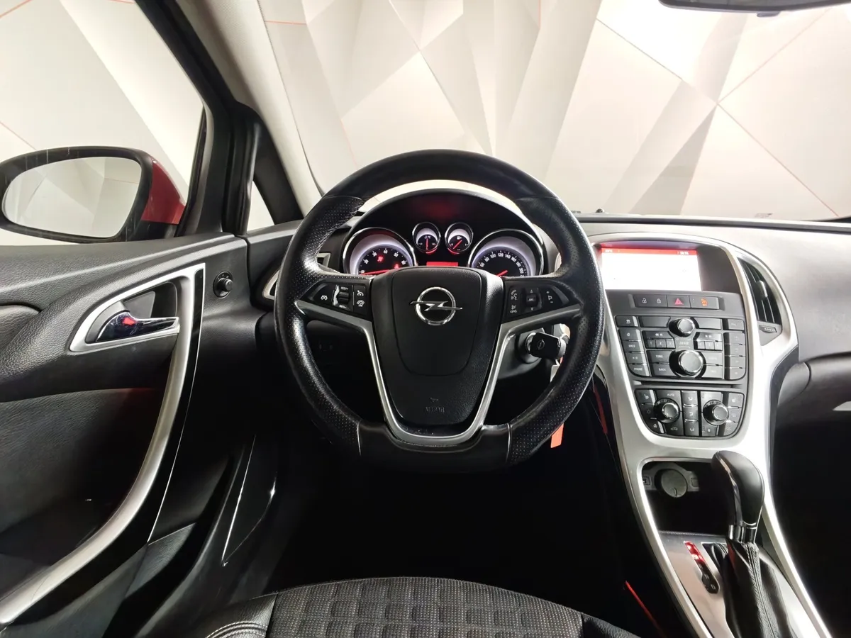 Opel Astra 1.4 Turbo AT (140 л.с.) Enjoy Красный в АВИЛОН. Слайд №18