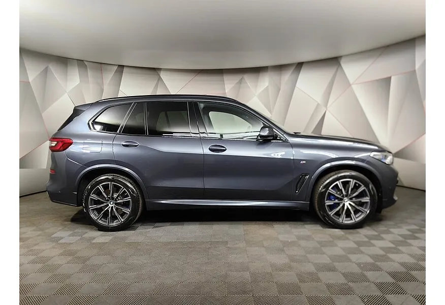 BMW X5 xDrive40i Steptronic (340 л.с.) Серый в АВИЛОН. Слайд №6