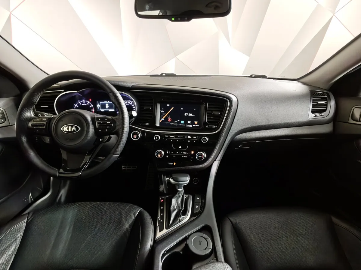 Kia Optima 2.4 AT (180 л.с.) Comfort Белый в АВИЛОН. Слайд №14