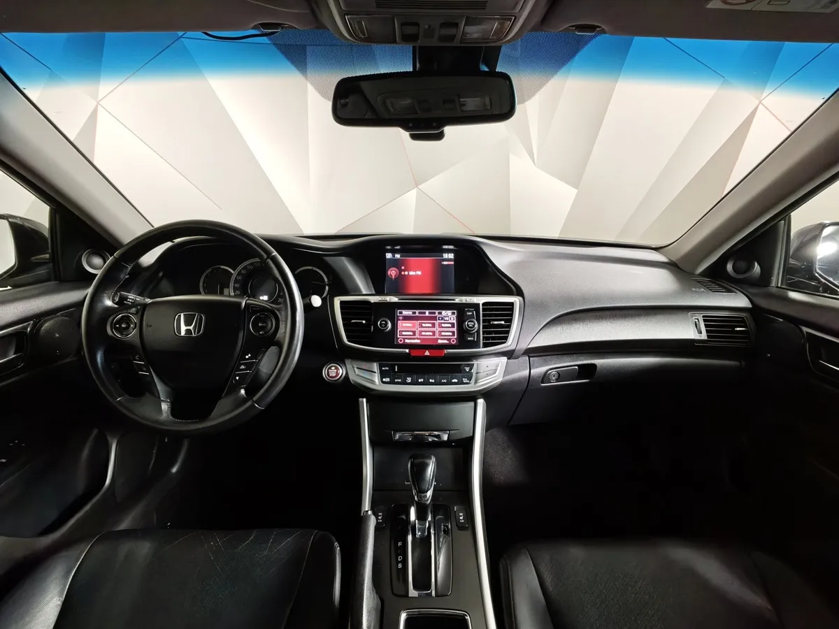 Honda Accord 2.4 AT (180 л.с.) Черный в АВИЛОН. Слайд №13